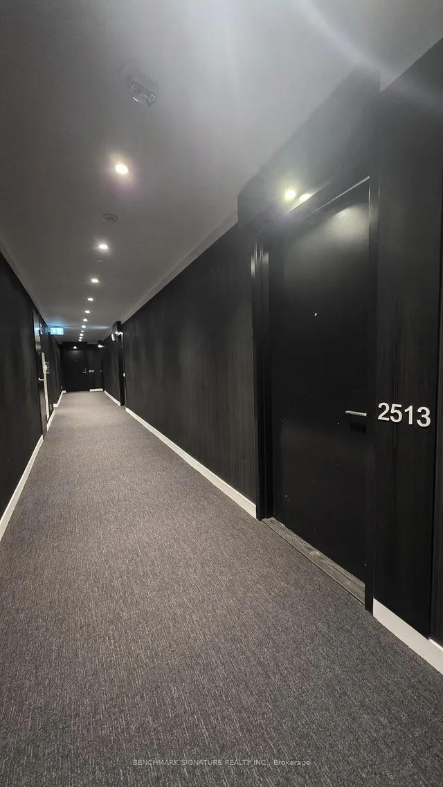 20 Edward St #2513, Toronto 2