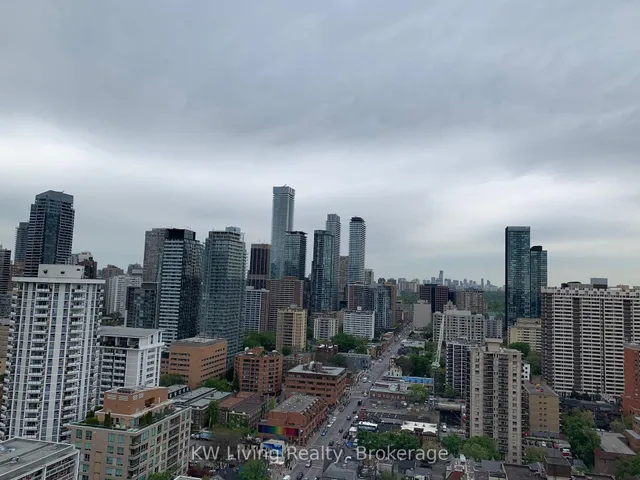 85 Wood St #3211, Toronto 2