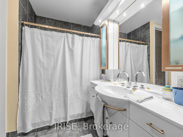 155 Dalhousie St #1014, Toronto 2