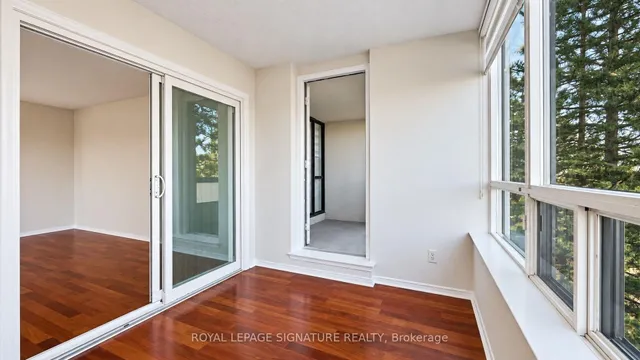 7 Bishop Ave #411, Toronto 4