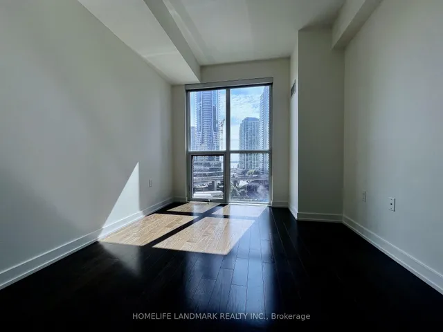 1 The Esplanade Dr #801, Toronto 5