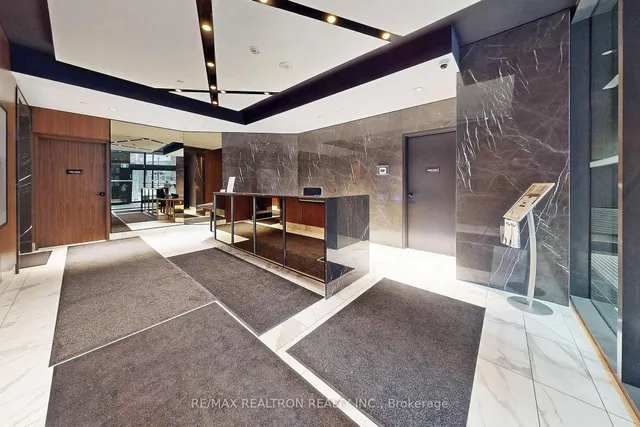327 King St #4105, Toronto 5