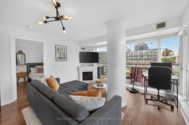 80 Western Battery Rd #304, Toronto 5