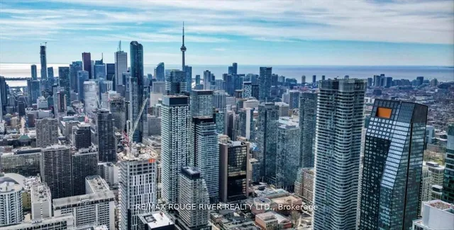 55 Charles St #3808, Toronto 2