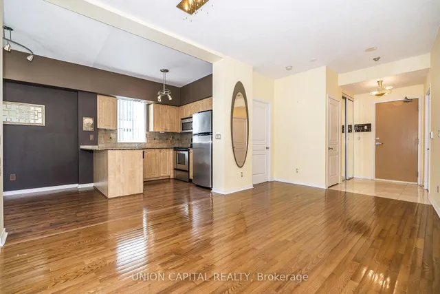 509 Beecroft Rd #2002, Toronto 4