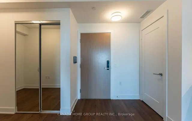 575 Bloor St #3405, Toronto 5