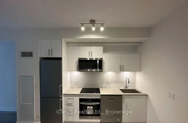 70 Princess St #1429, Toronto 3