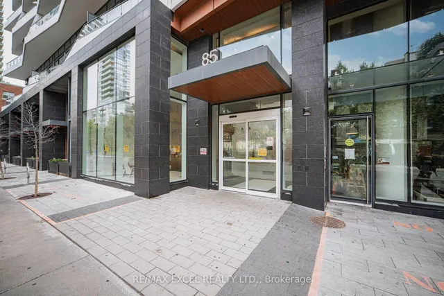 85 Wood St #3203, Toronto 2