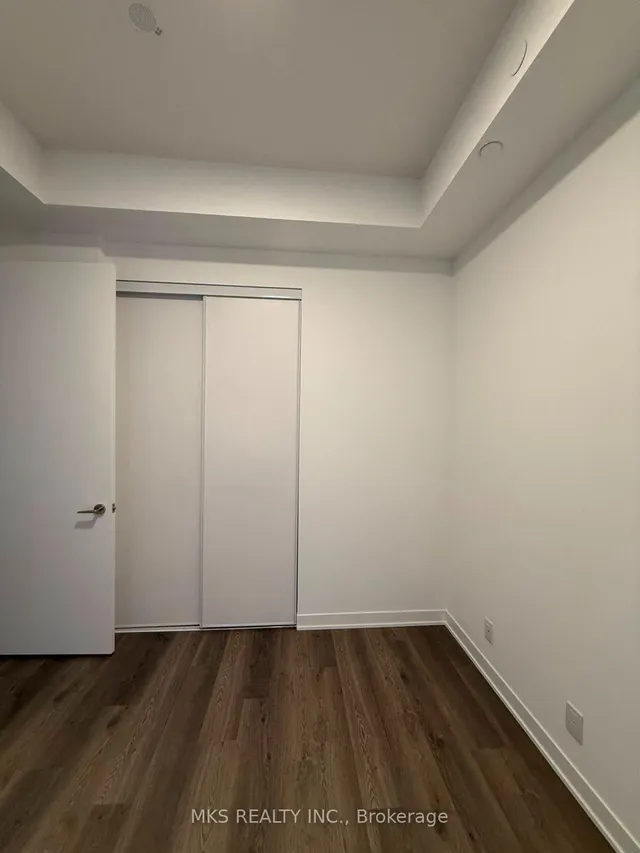 180 Front St #2505, Toronto 2