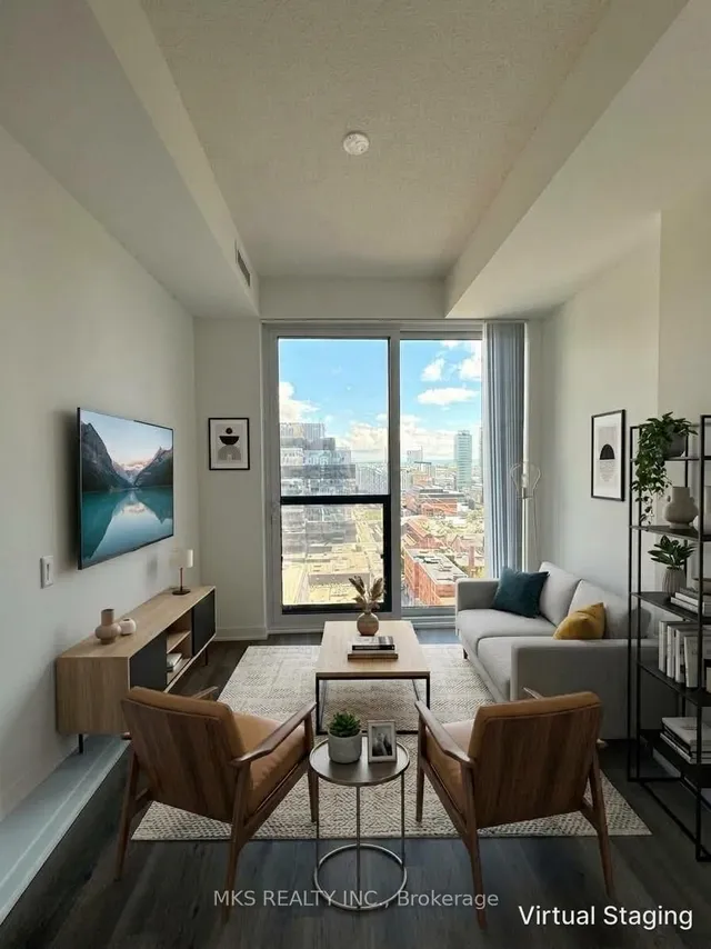 180 Front St #2505, Toronto 3