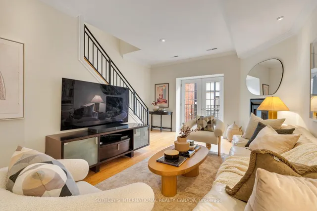 465 King St #17 & 18, Toronto 5