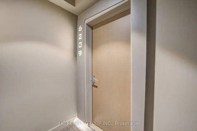 1 Bloor St #6209, Toronto 2