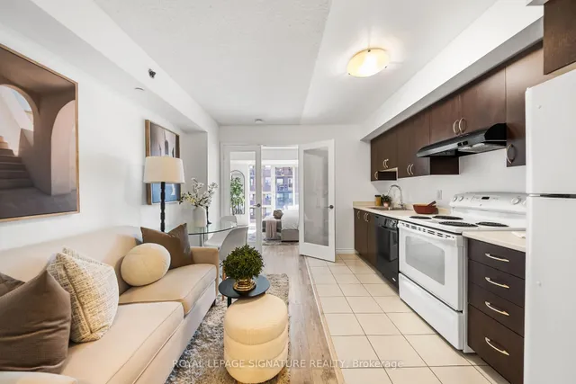 35 Saranac Blvd #721, Toronto 2