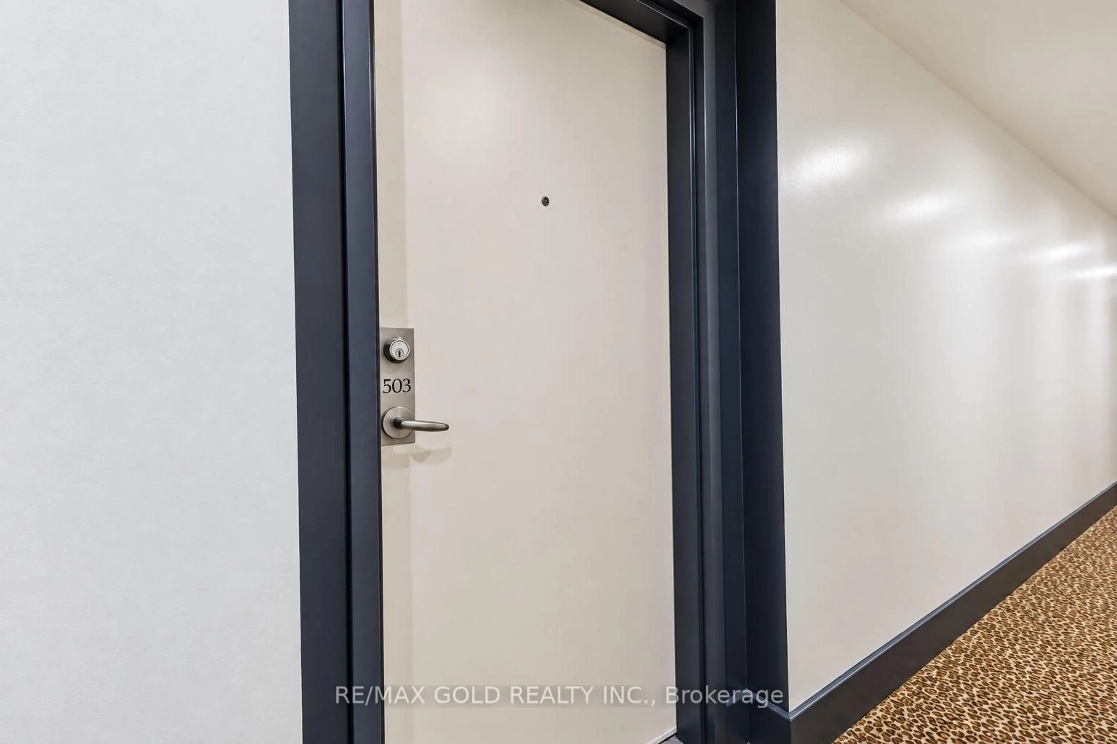 trreb/IMG-C13824156_1d631d55-173f-40ea-9ee7-3207dcca2bfe-l.jpg