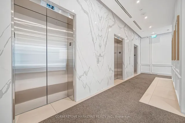 100 Queen St #910, Toronto 4