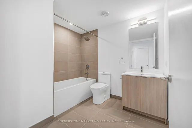 100 Queen St #1809, Toronto 4