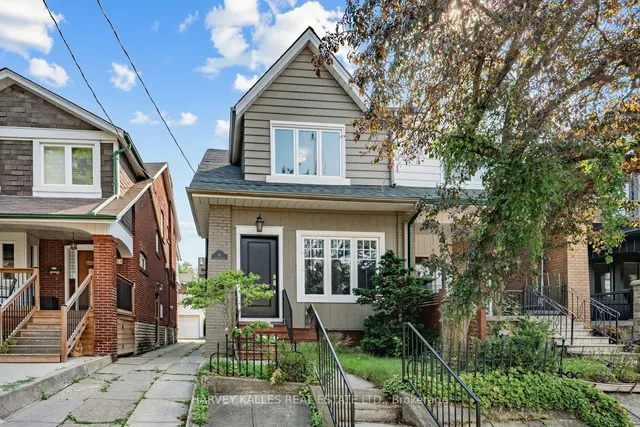 61 Appleton Ave, Toronto 4