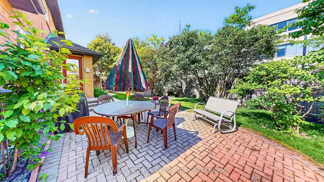 69 Gustav Cres, Toronto 5