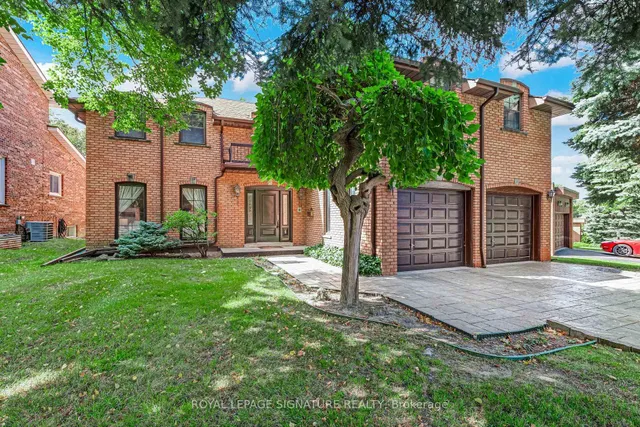 54 Ambrose Rd, Toronto 4