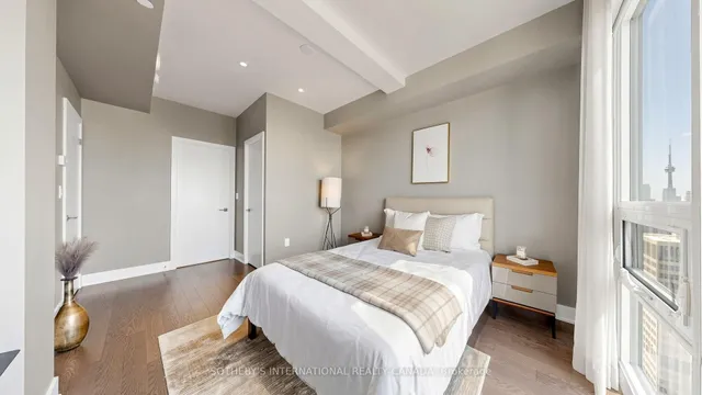 955 Bay St #3807, Toronto 2
