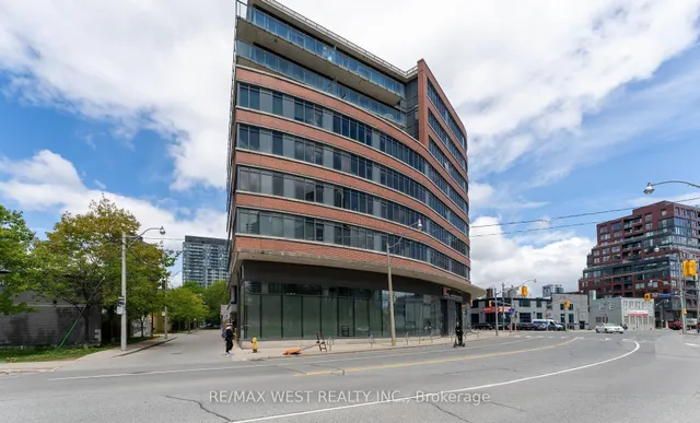 90 Trinity St #303, Toronto 2