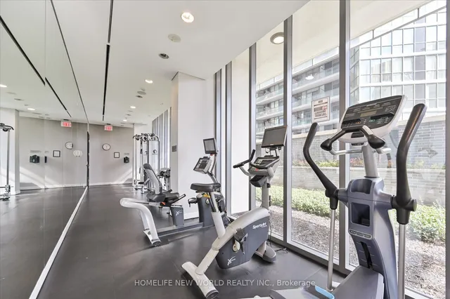 33 Charles St #1704, Toronto 5
