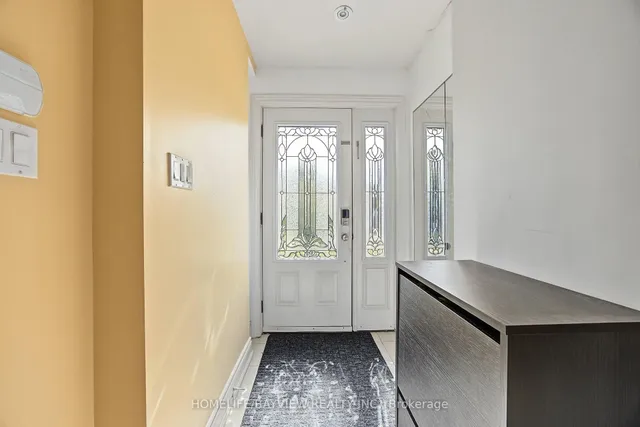 46 Acton Ave, Toronto 5