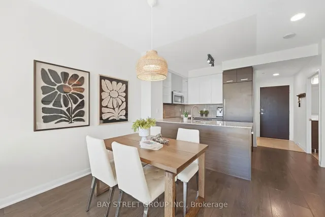 5168 Yonge St #3602, Toronto 4