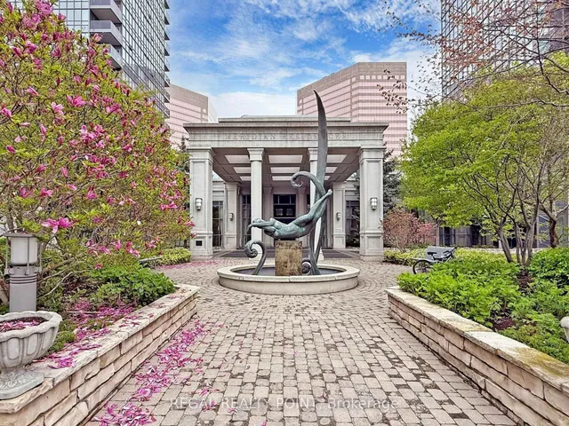 25 Greenview Ave #2118, Toronto 3