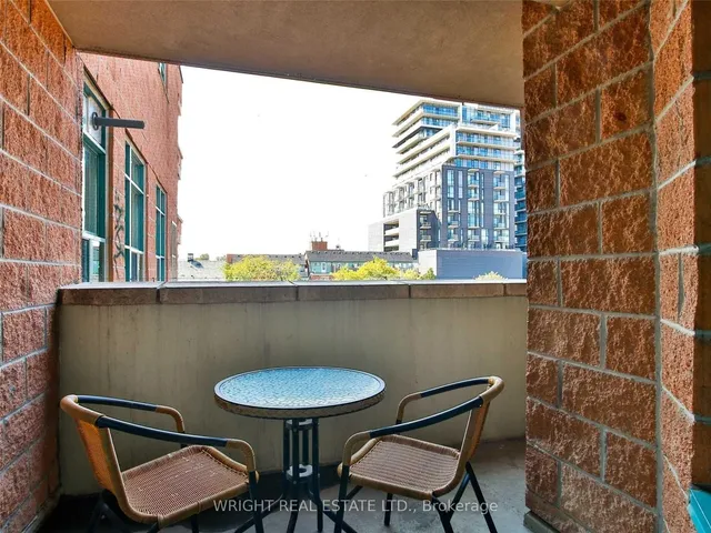 8 Oxford St #306, Toronto 5