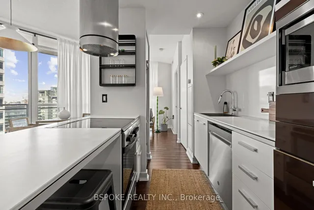 38 Dan Leckie Way #2207, Toronto 3