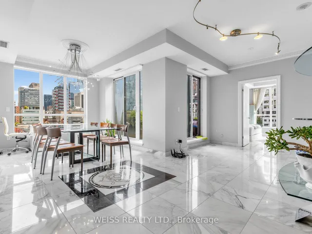 18 Beverley St #Ph 902, Toronto 4