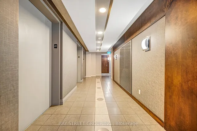 763 Bay St #4105, Toronto 5
