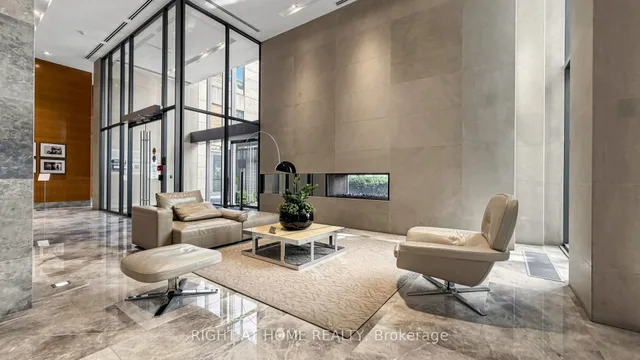 1 Bedford Rd #422, Toronto 5
