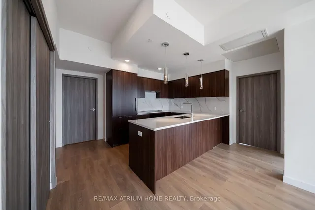 3 Concord Cityplace Way #4510, Toronto 3