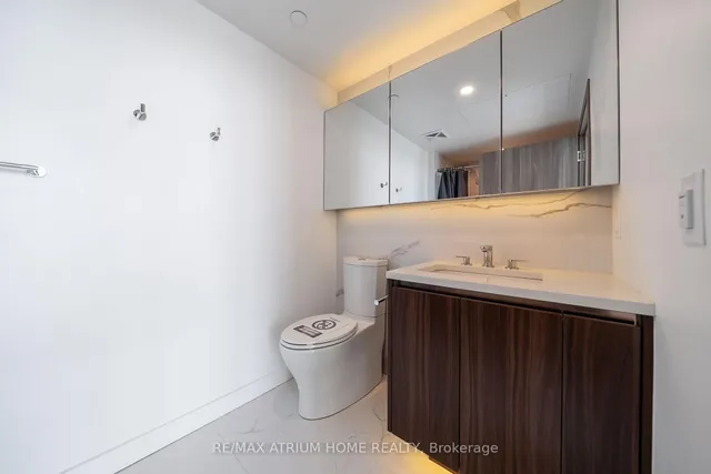 3 Concord Cityplace Way #4510, Toronto 5
