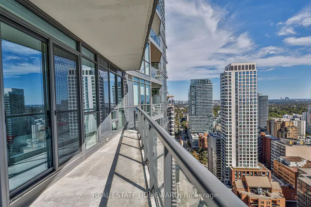 30 Roehampton Ave #3102, Toronto 5