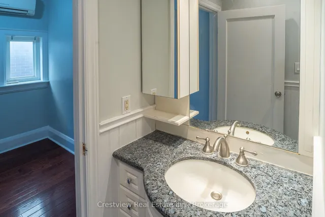 357 Fairlawn Ave, Toronto 5