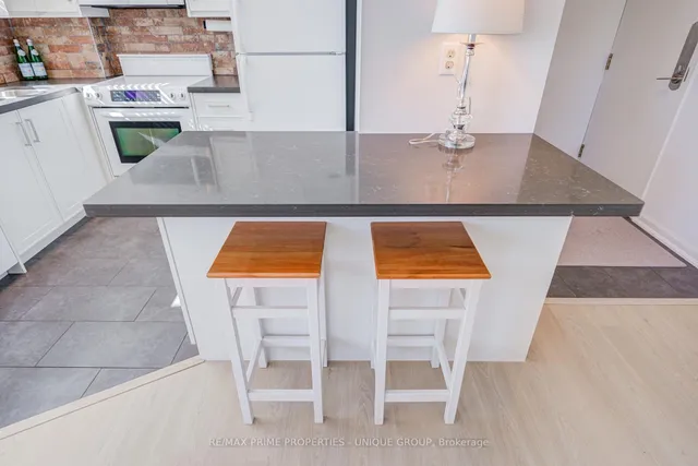250 Queens Quay #301, Toronto 5