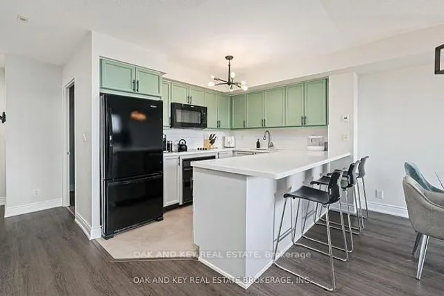 245 Davisville Ave #613, Toronto 2