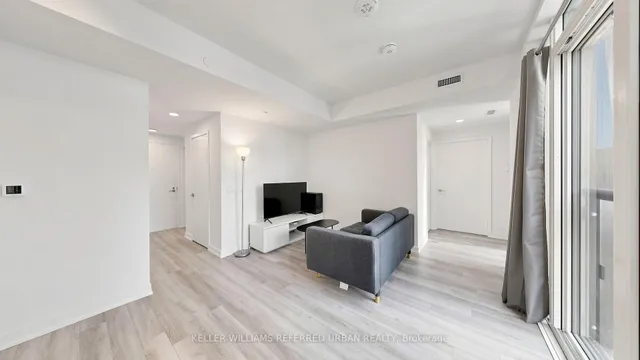 238 Simcoe St #2403, Toronto 4