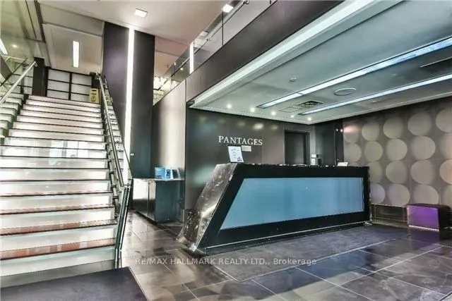 210 Victoria St #3307, Toronto 4