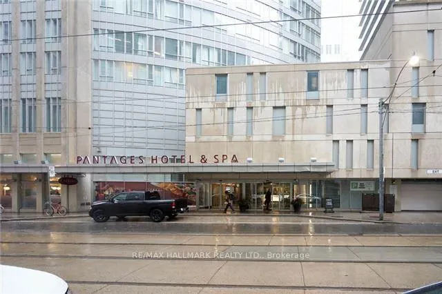 210 Victoria St #3307, Toronto 5