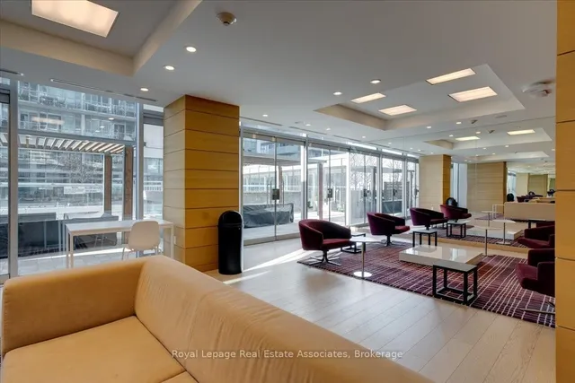 29 Queens Quay #323, Toronto 4