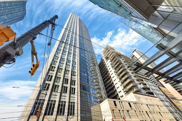 200 Victoria St #1214, Toronto 2