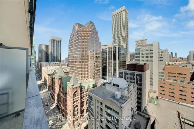 25 Richmond St #1815, Toronto 4