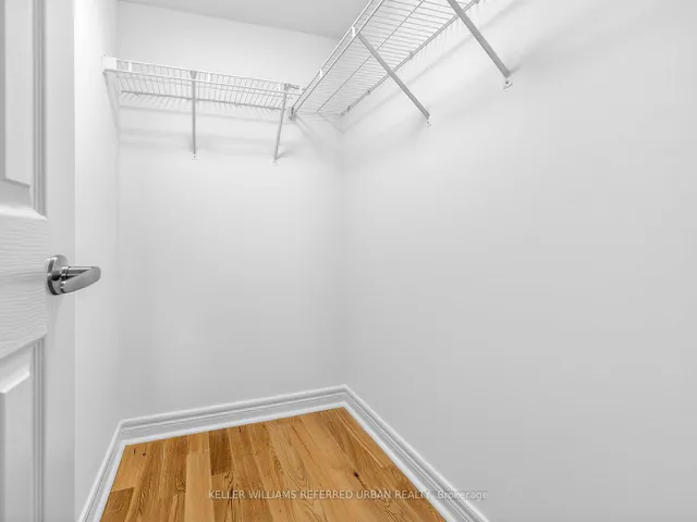 23 Hollywood Ave #1807, Toronto 4