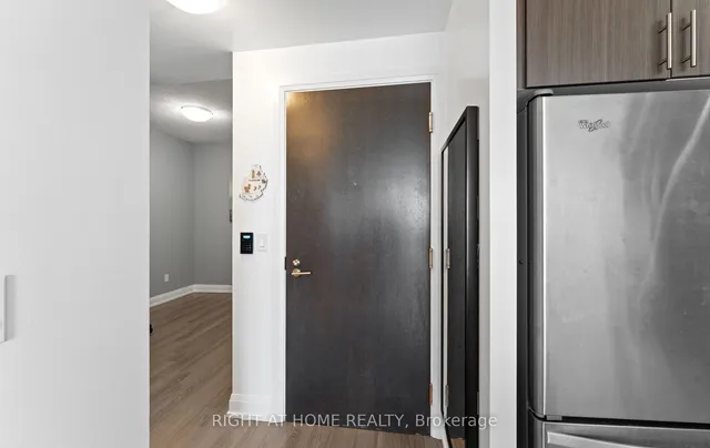 18 Graydon Hall Dr #2112, Toronto 2