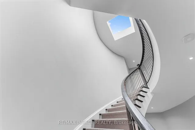 260 Russell Hill Rd #13, Toronto 3