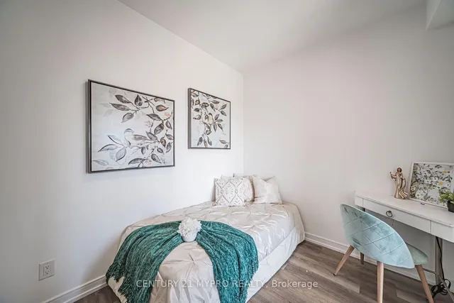 57 St. Joseph St #417, Toronto 2